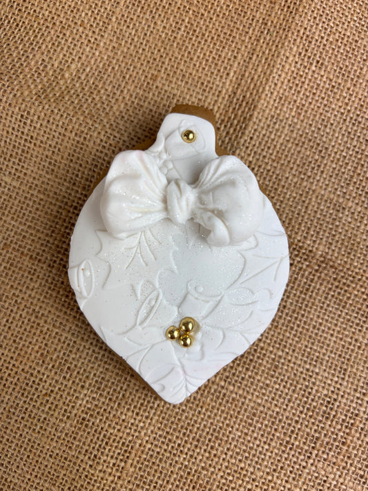 Bauble white