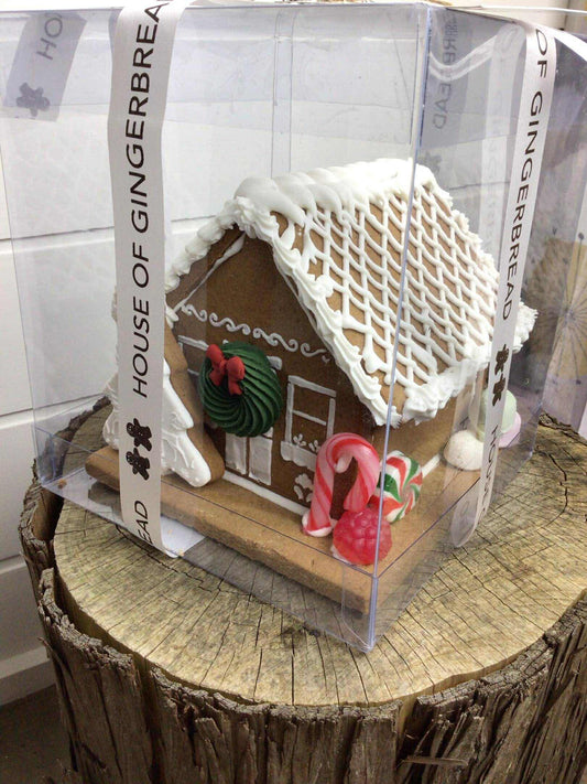 Small house royal icing